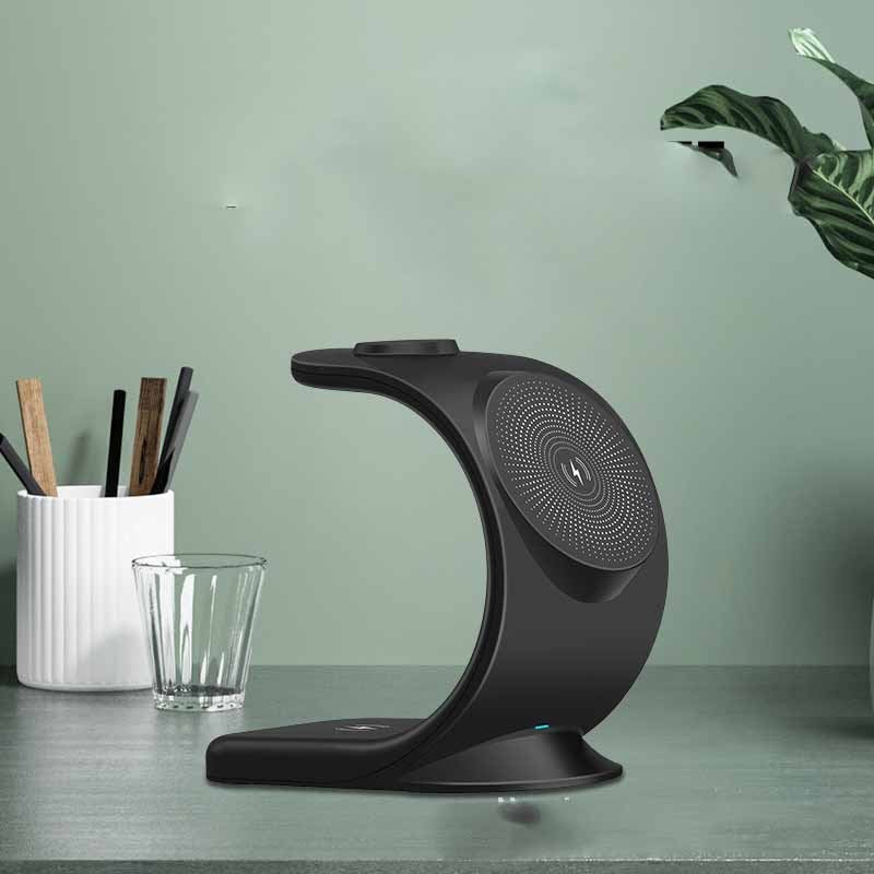 Vertical Three-in-one Magnetic Wireless Charger Vertical Three-in-one Magnetic Wireless Charger